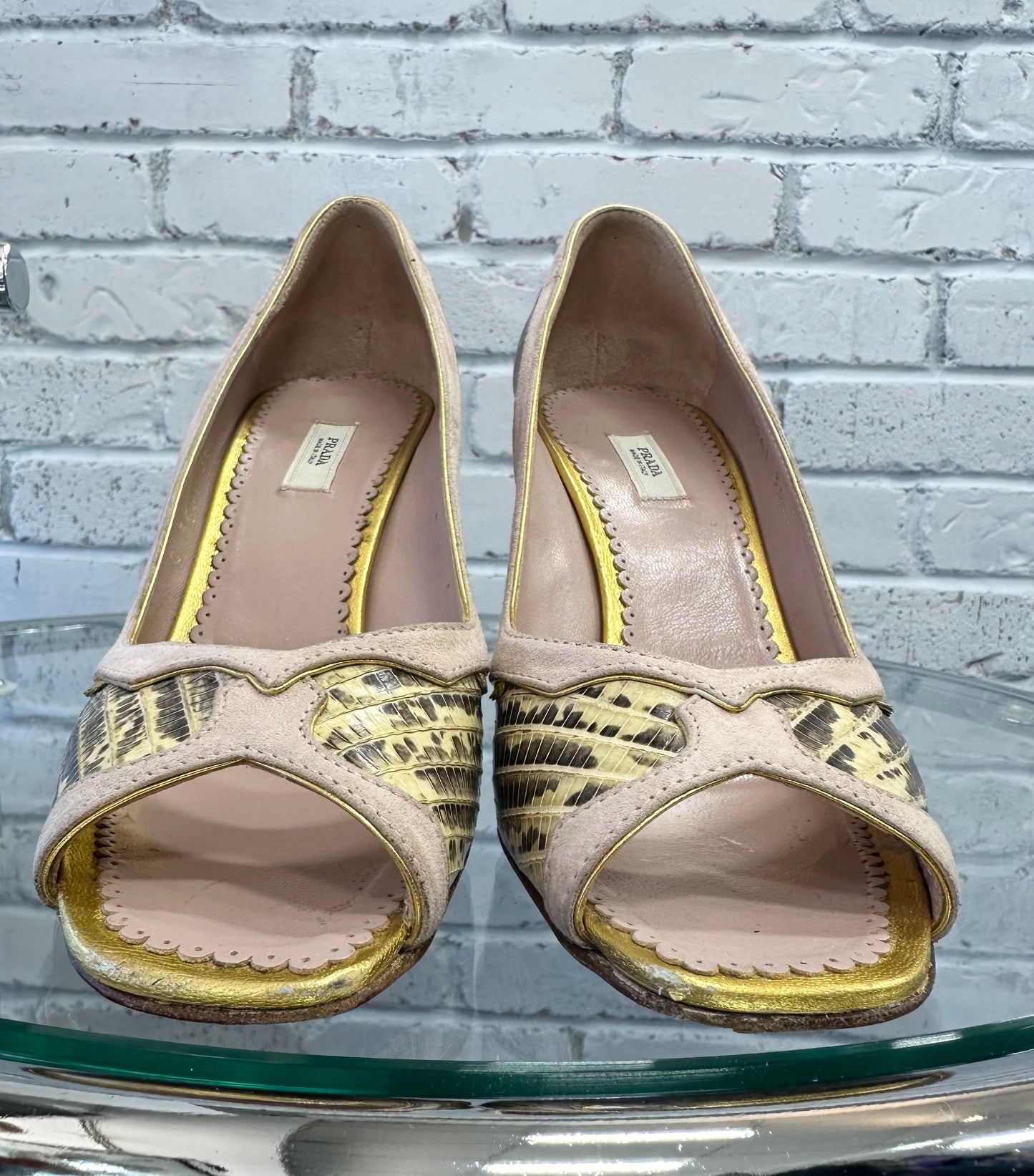 Prada Pumps