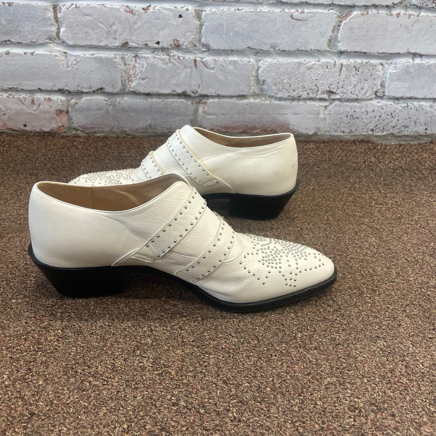 CHLOE Studded Shoe