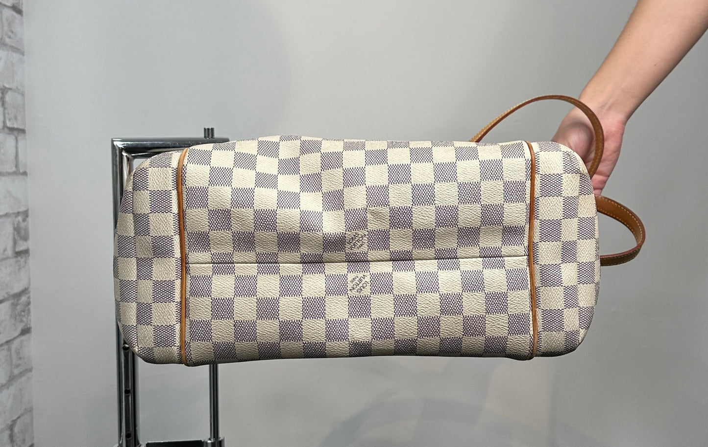 Louis Vuitton Shoulder Bag