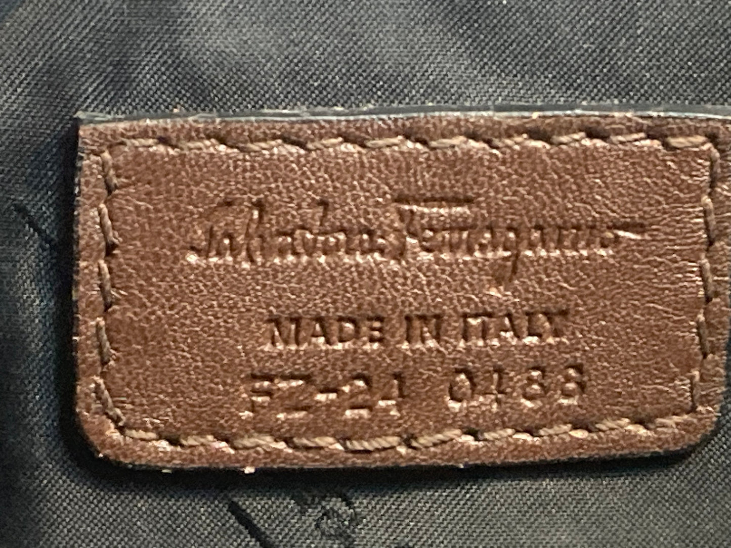 SALVATORE FERRAGAMO Leather Zipper Pouch Taupe