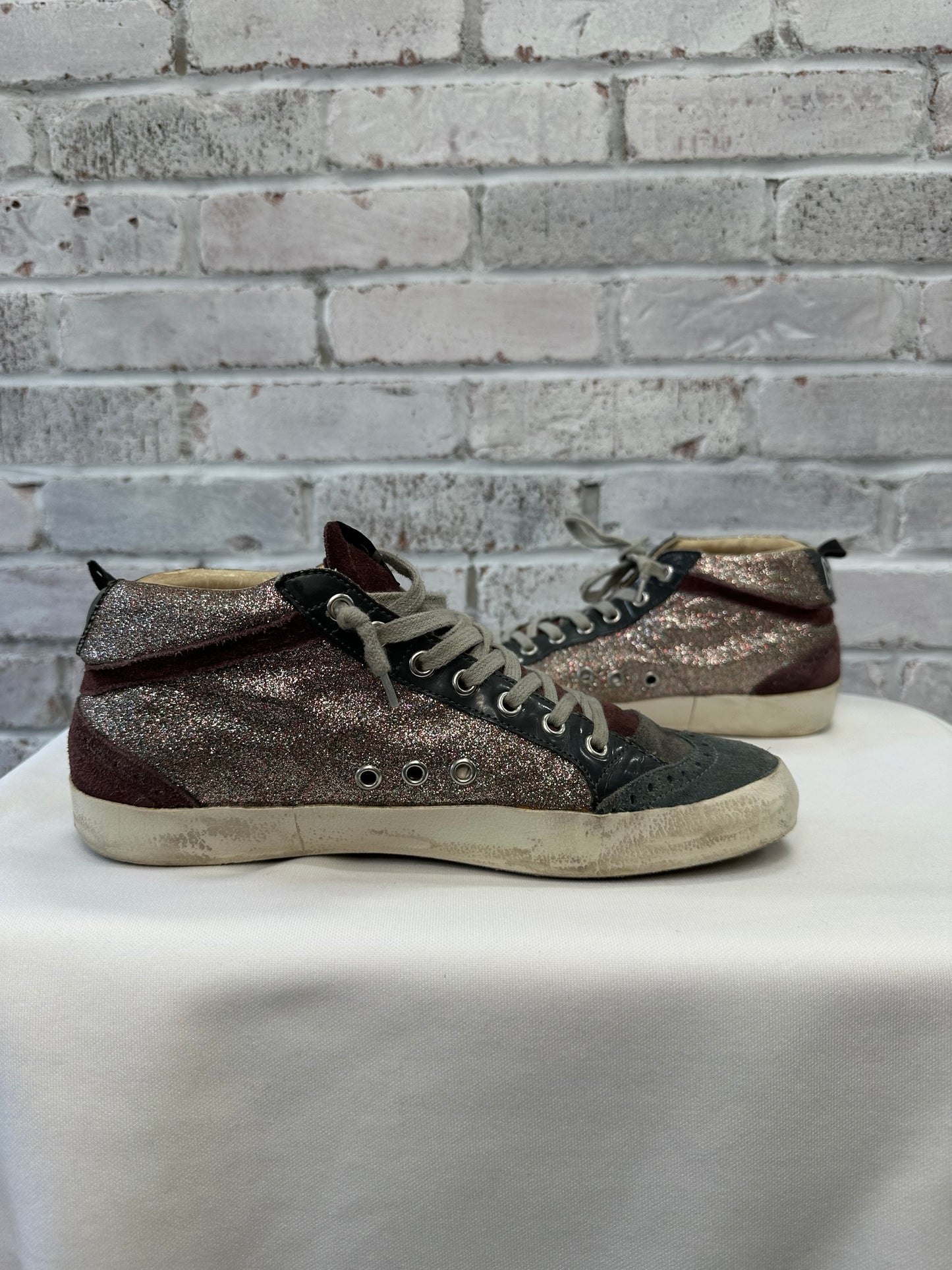 Golden Goose Sneakers