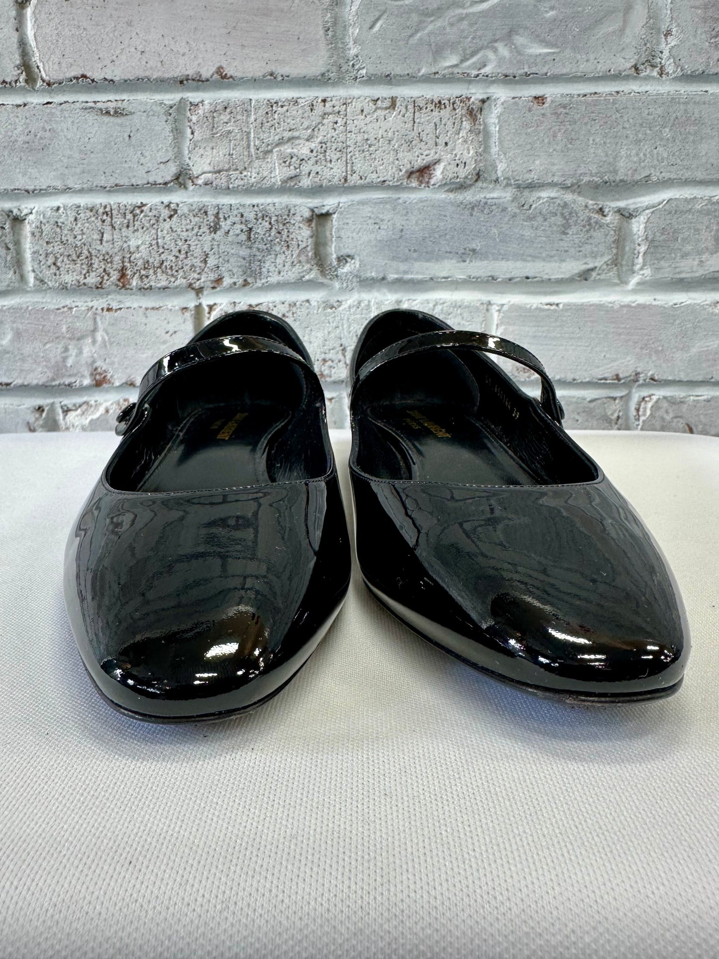 SAINT LAURENT Maryjane Flat
