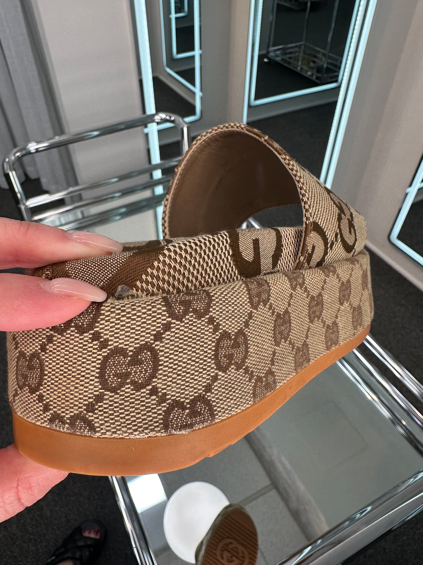 Gucci platform Sandal