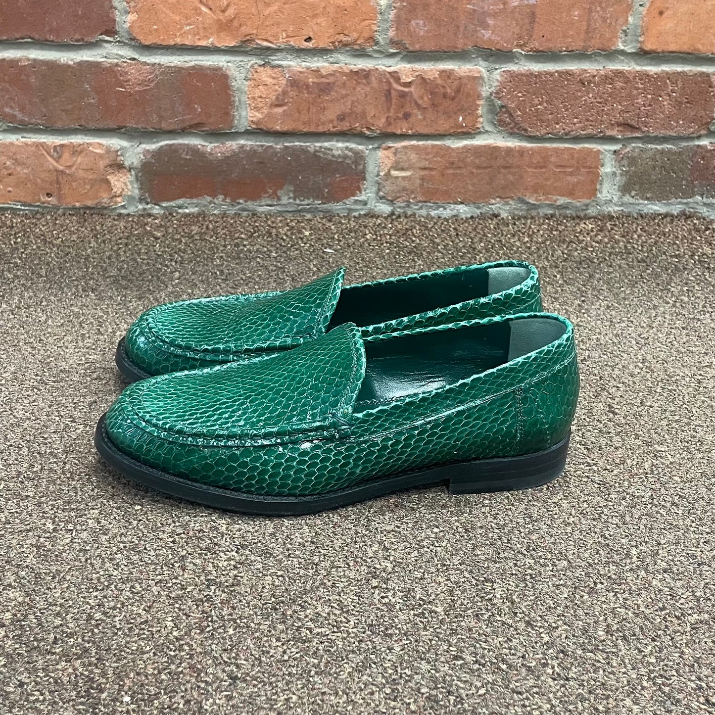 Manolo Blahnik Loafer