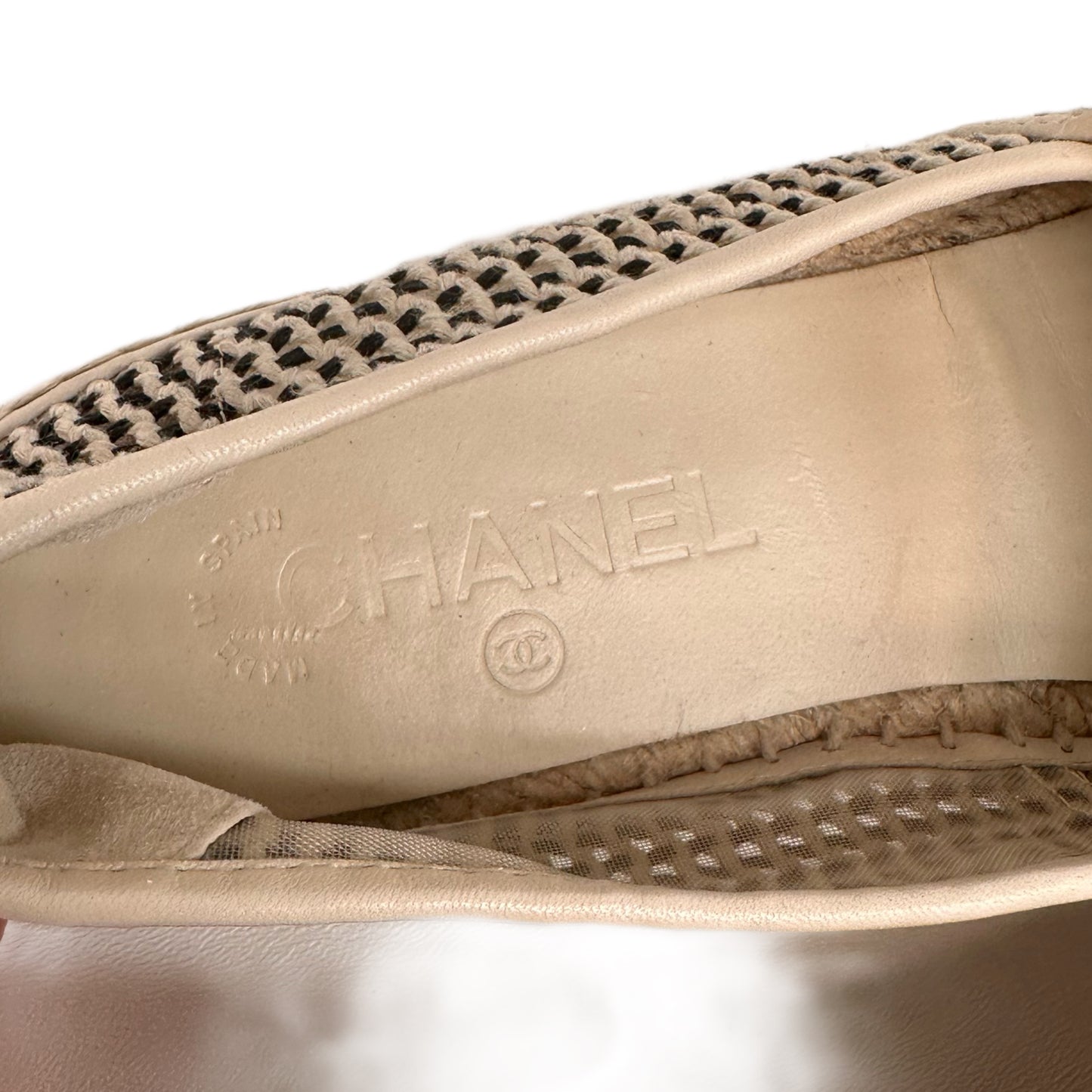 CHANEL Interlocking CC Logo Espadrilles Size 40