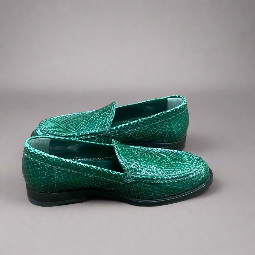 Manolo Blahnik Loafer