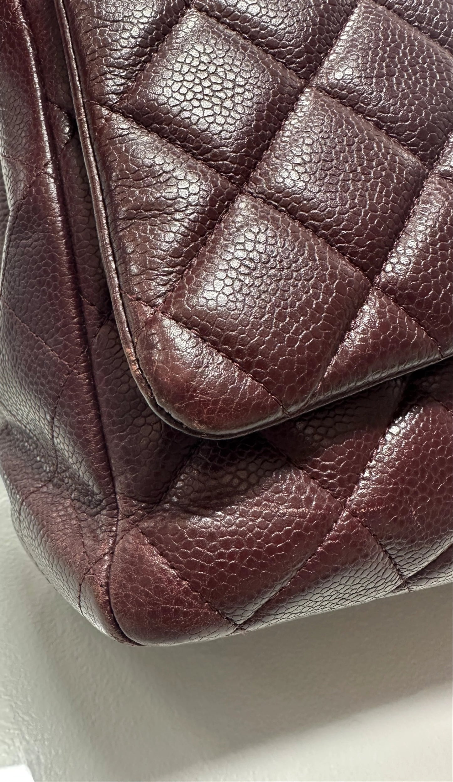 CHANEL Maxi