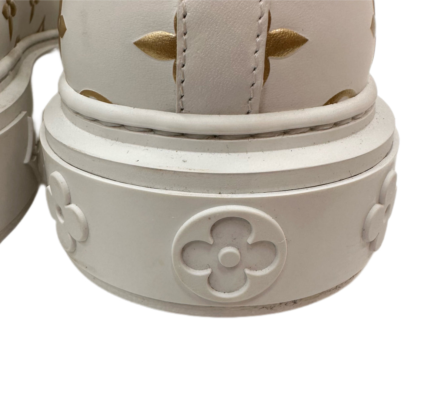 LOUIS VUITTON Time Out White Leather Sneakers Size 42