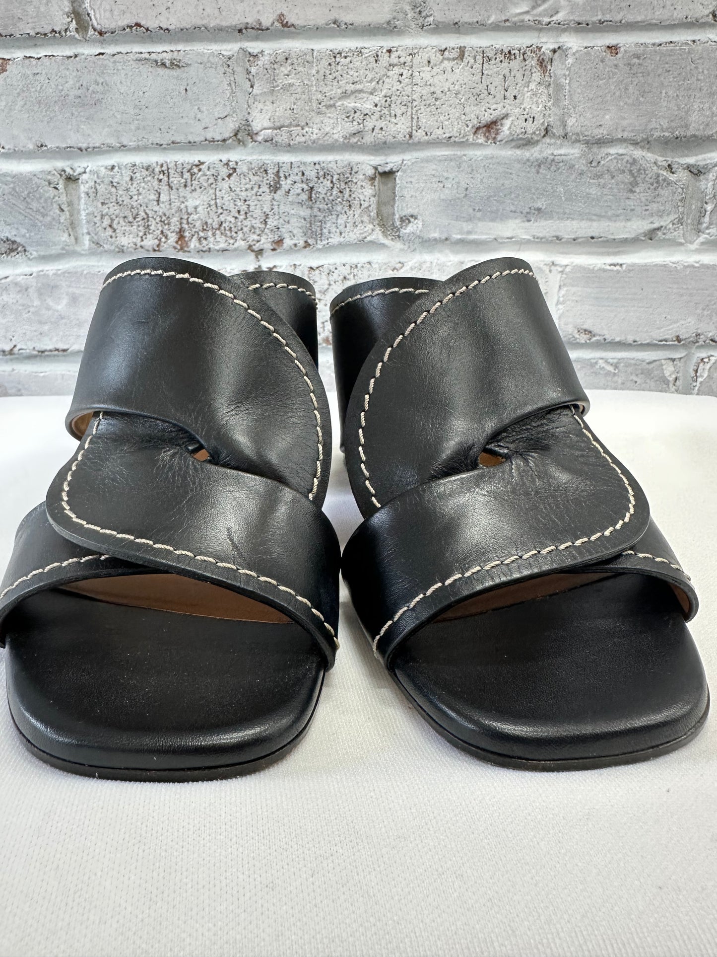 Chloe Sandal