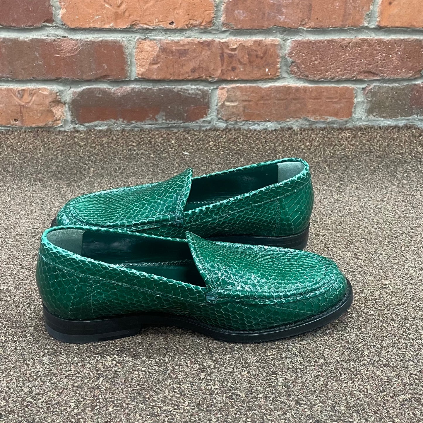 Manolo Blahnik Loafer