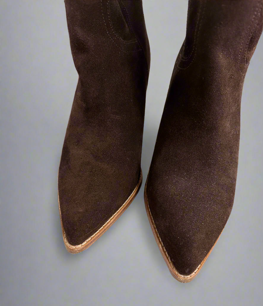 Brochu Walker cowboy Bootie