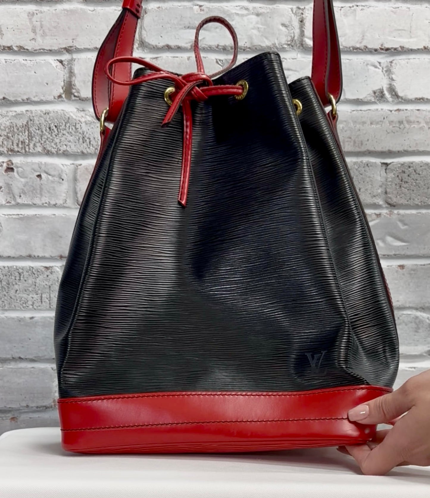 Louis Vuitton Bucket Bag