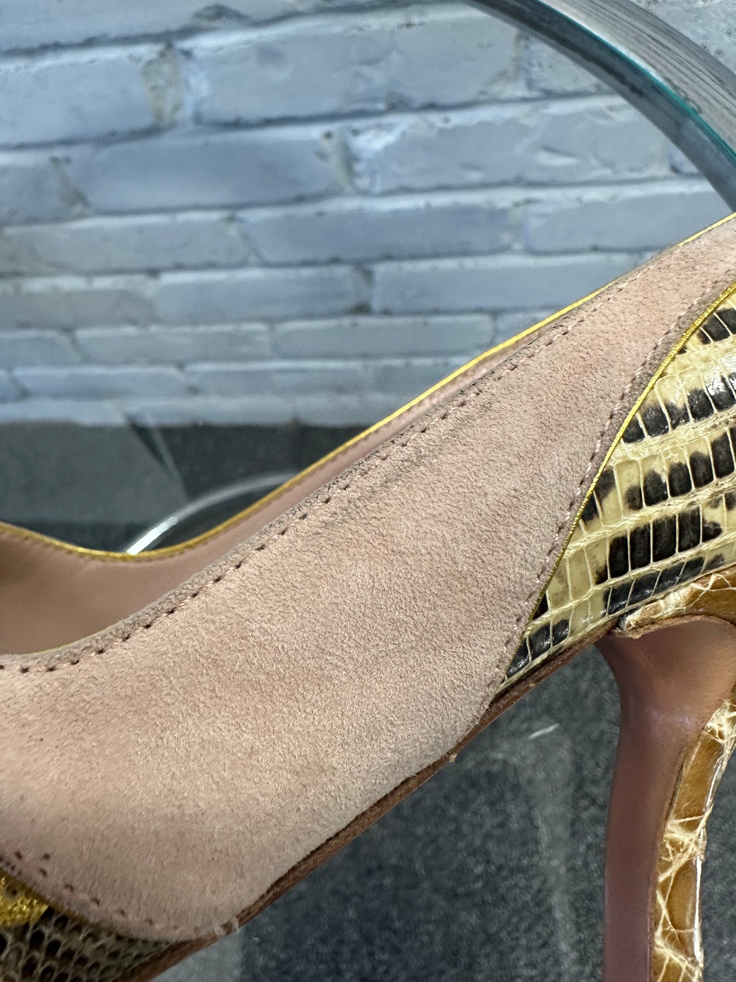 Prada Pumps