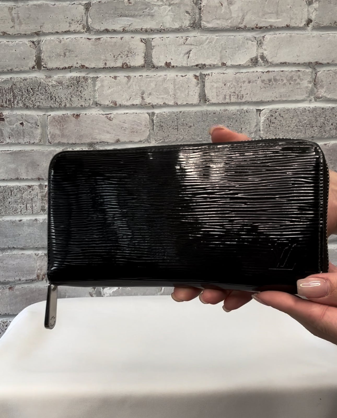 Louis Vuitton Zippy Wallet