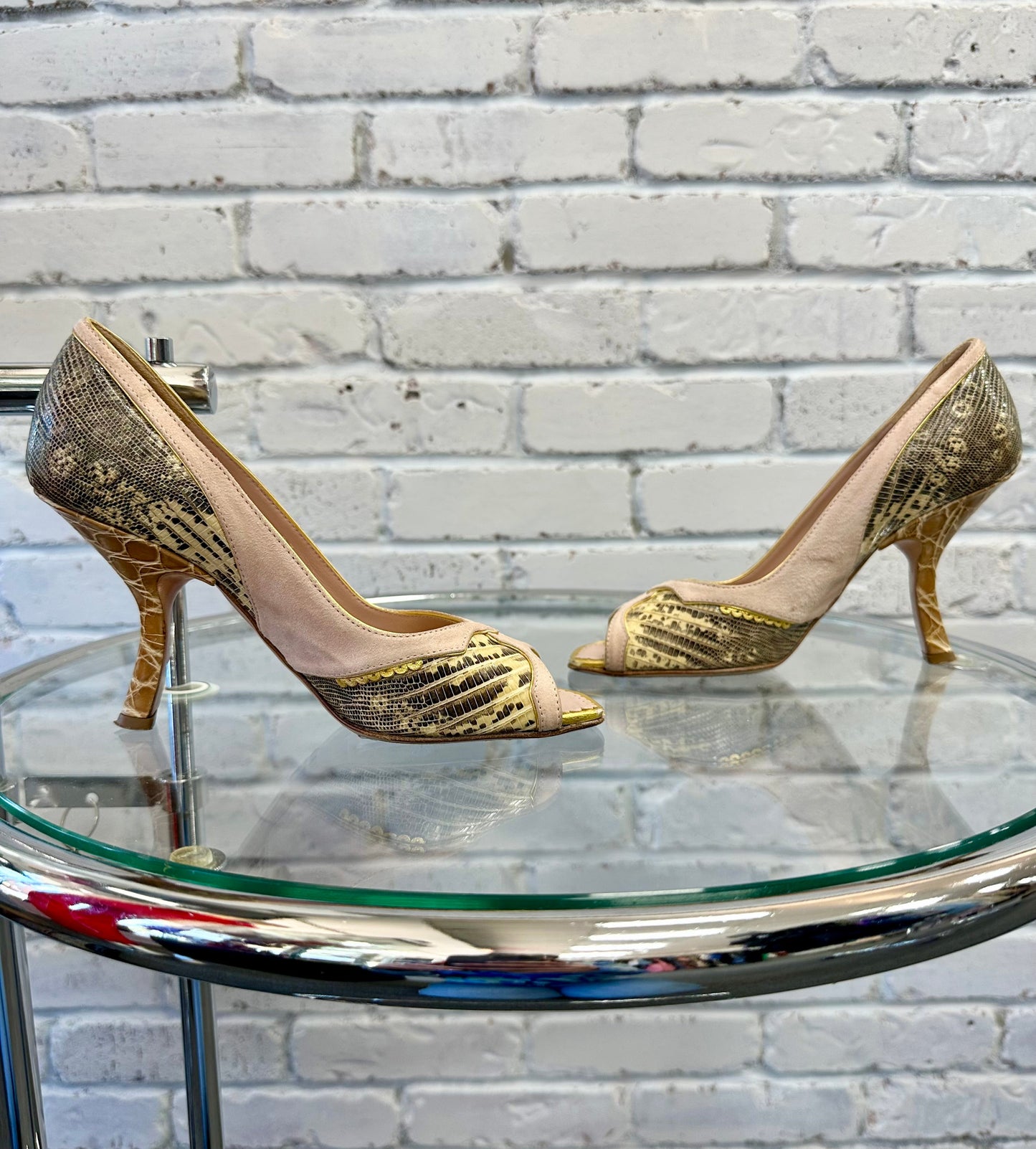 Prada Pumps