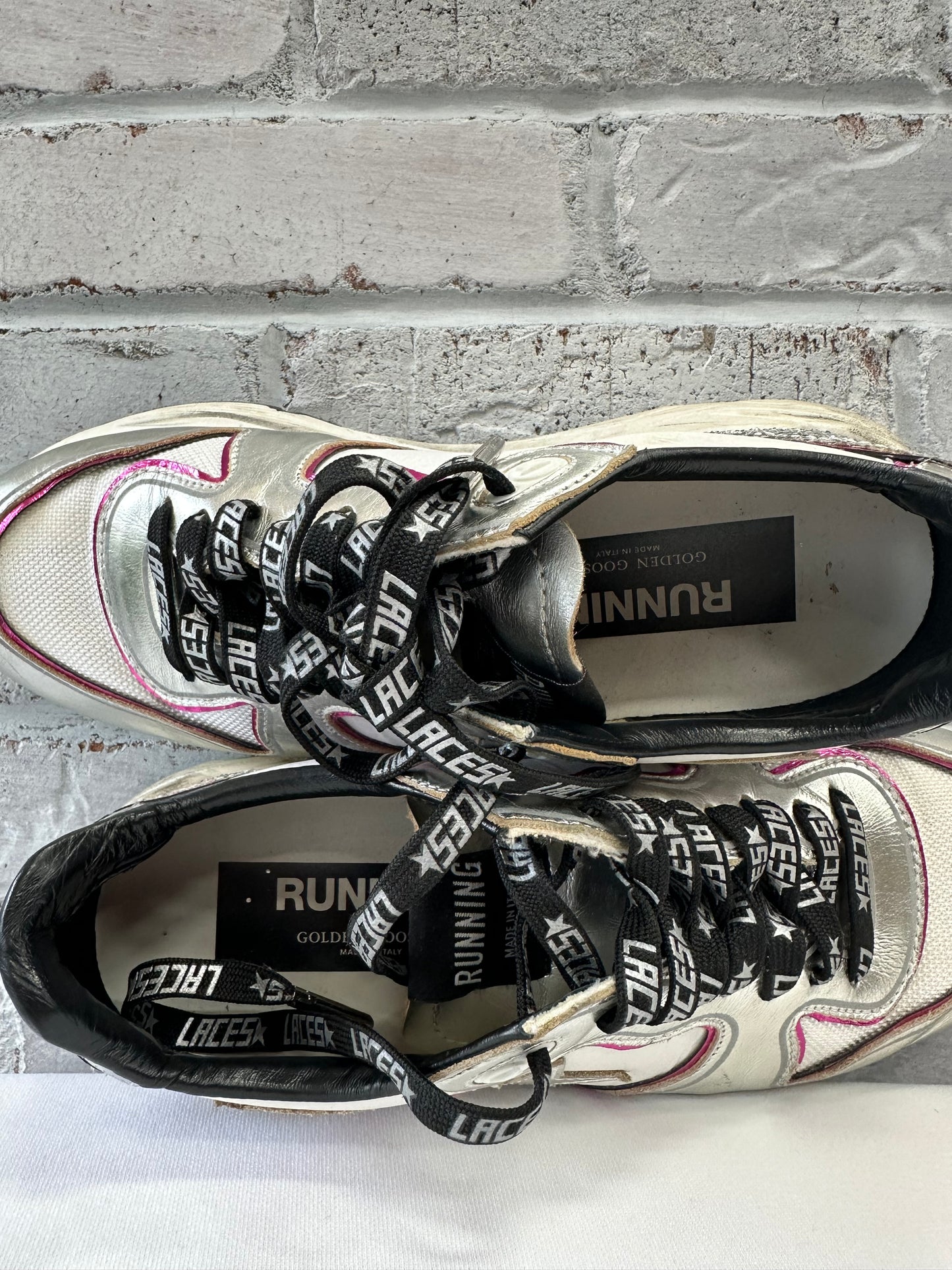 Golden Goose Sneakers