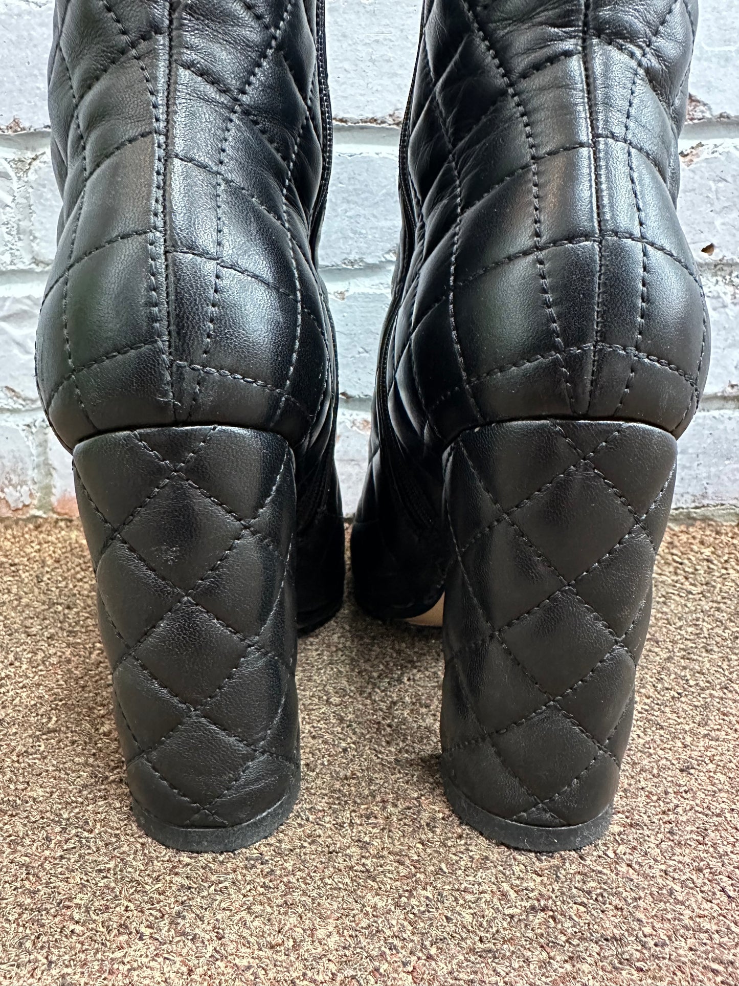 Gianvito Rossi quilted Booties