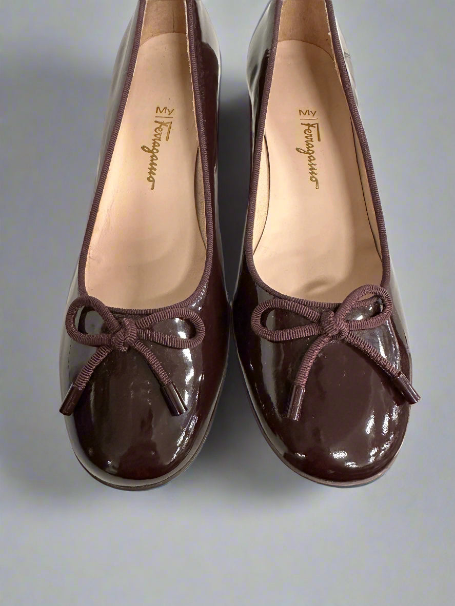 FERRAGAMO Burgundy Patent Pump