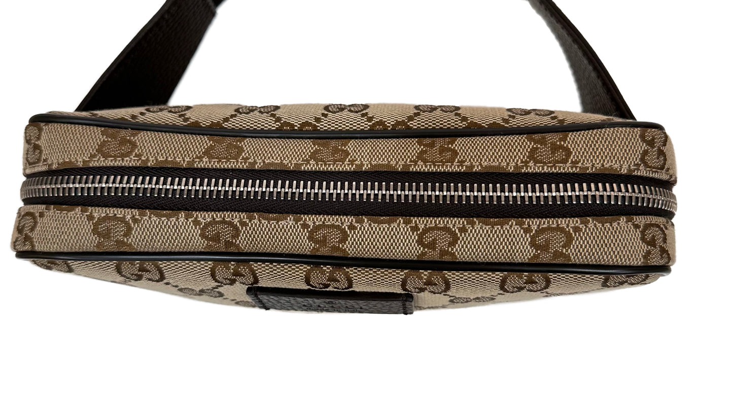 GUCCI Belt Bag GG Supreme Small