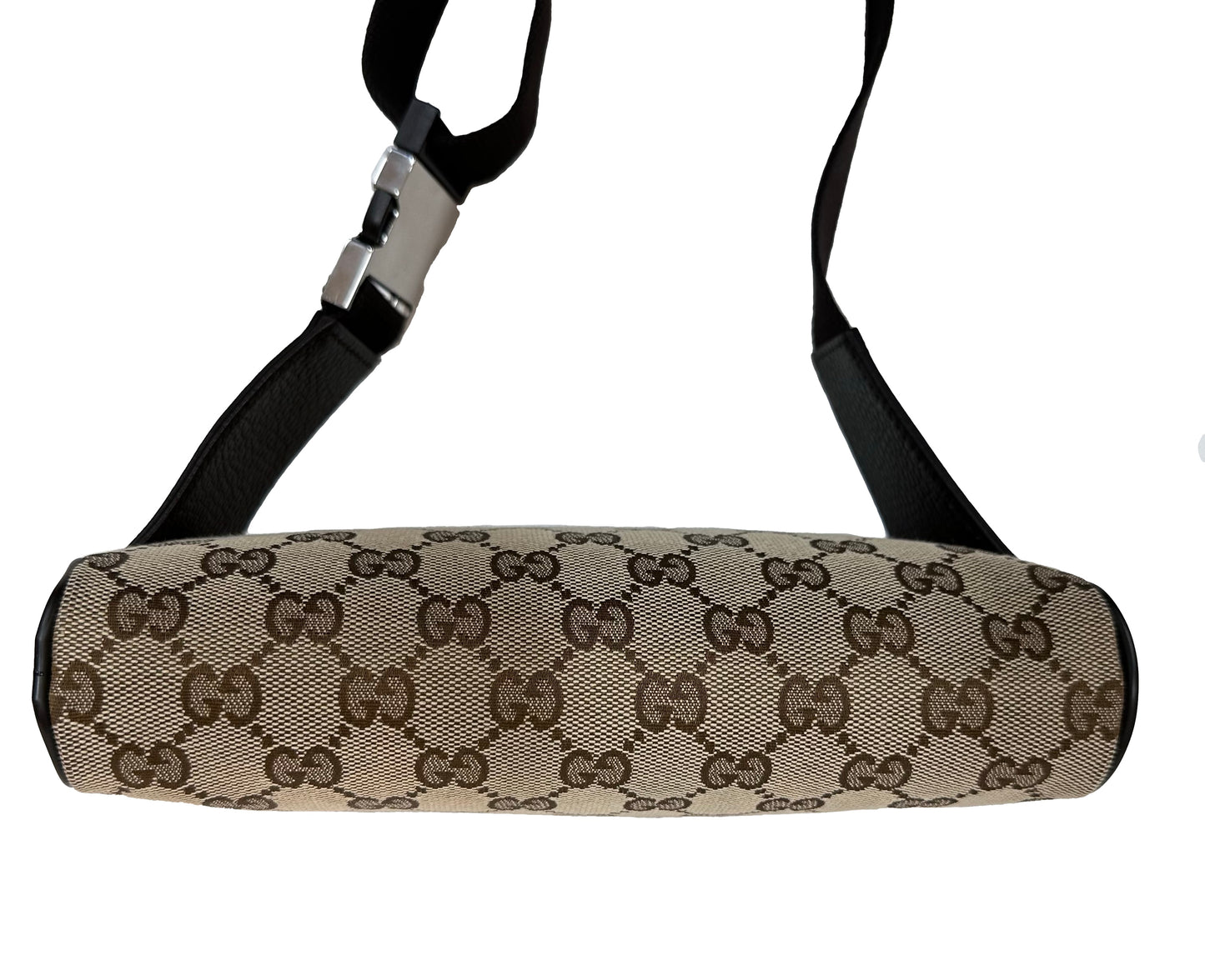GUCCI Belt Bag GG Supreme Small