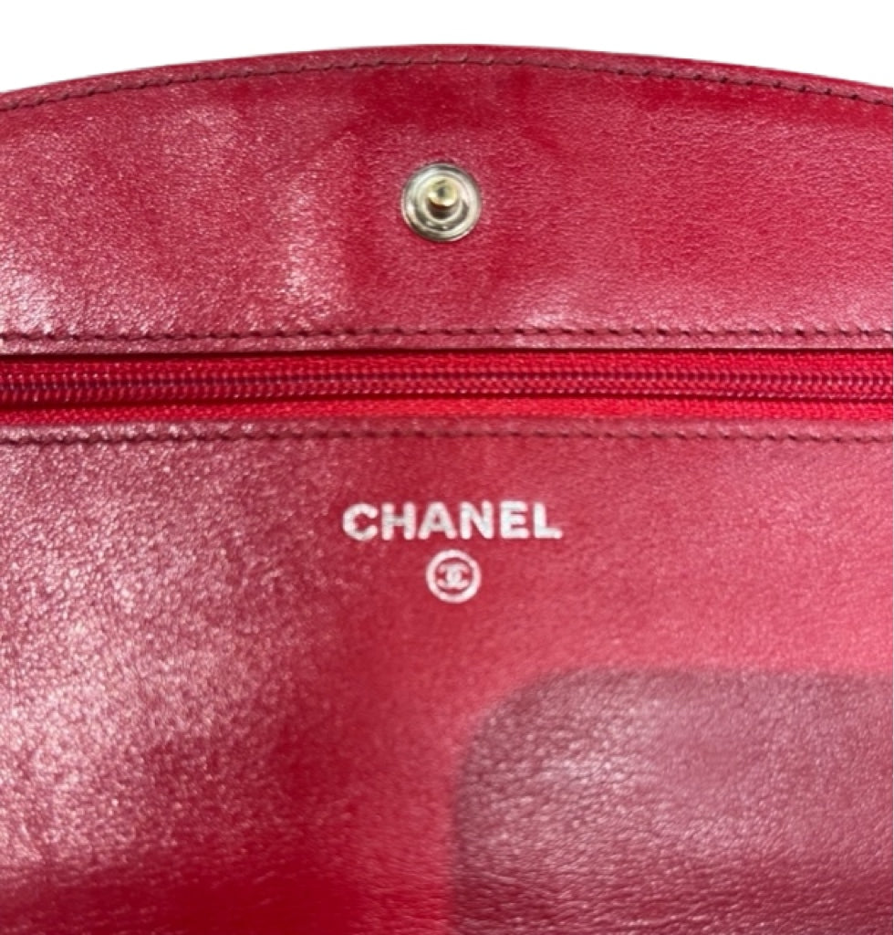 CHANEL Patent Leather Wallet On A Chain Red