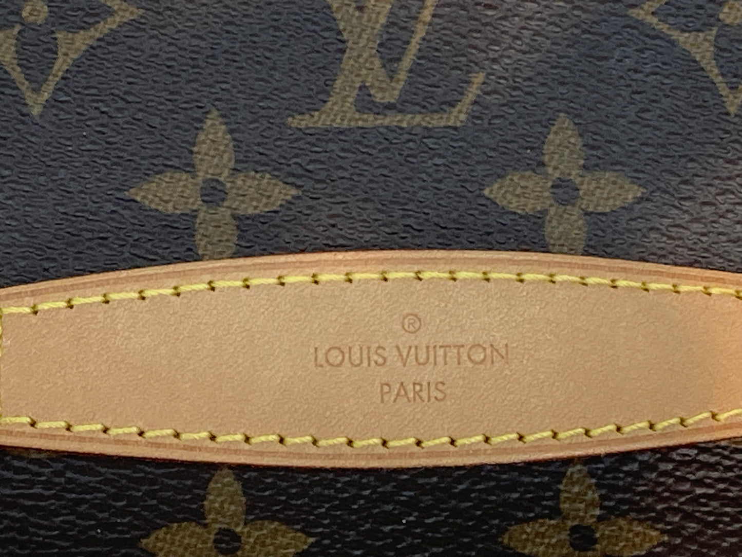 LOUIS VUITTON Canvas Monogram Cosmetic Bag Brown