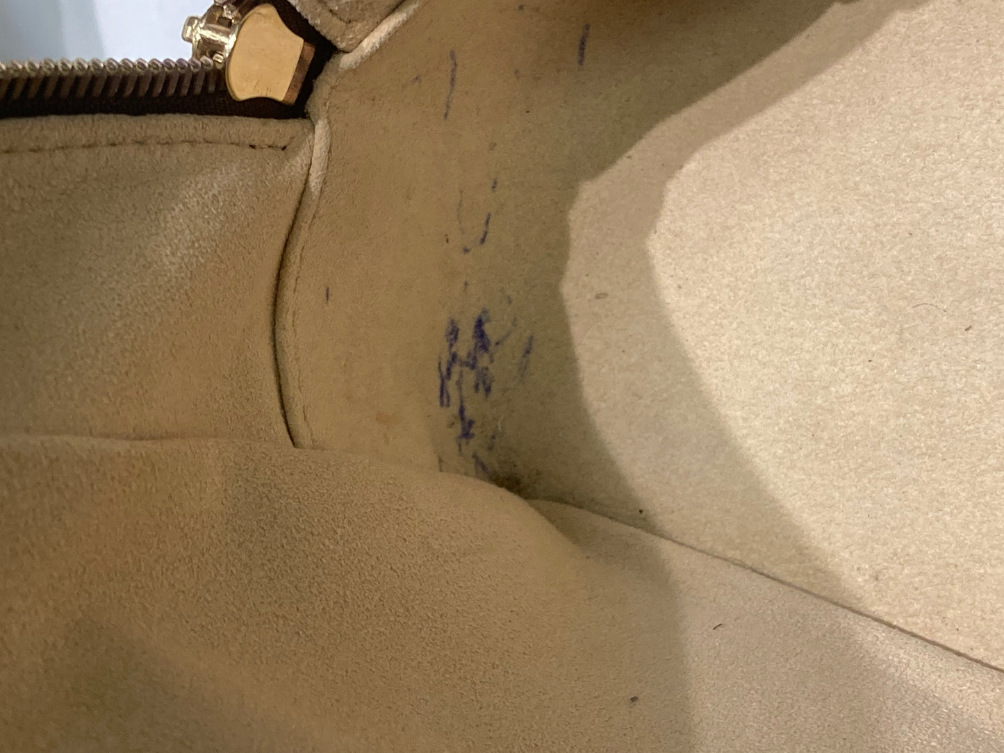 LOUIS VUITTON Monogram Manhattan PM Brown