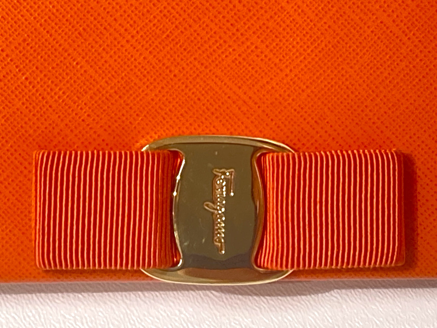 SALVATORE FERRAGAMO Leather Wallet On A Chain Orange