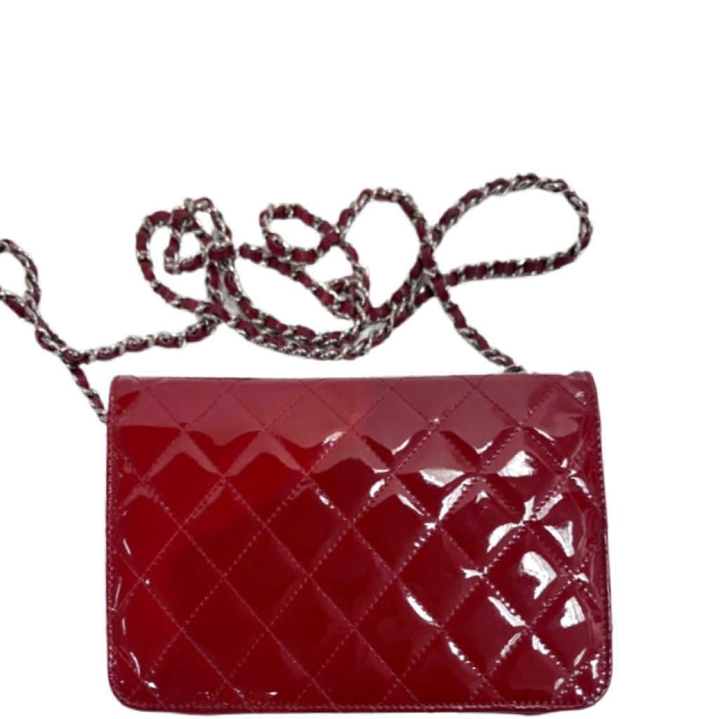 CHANEL Patent Leather Wallet On A Chain Red