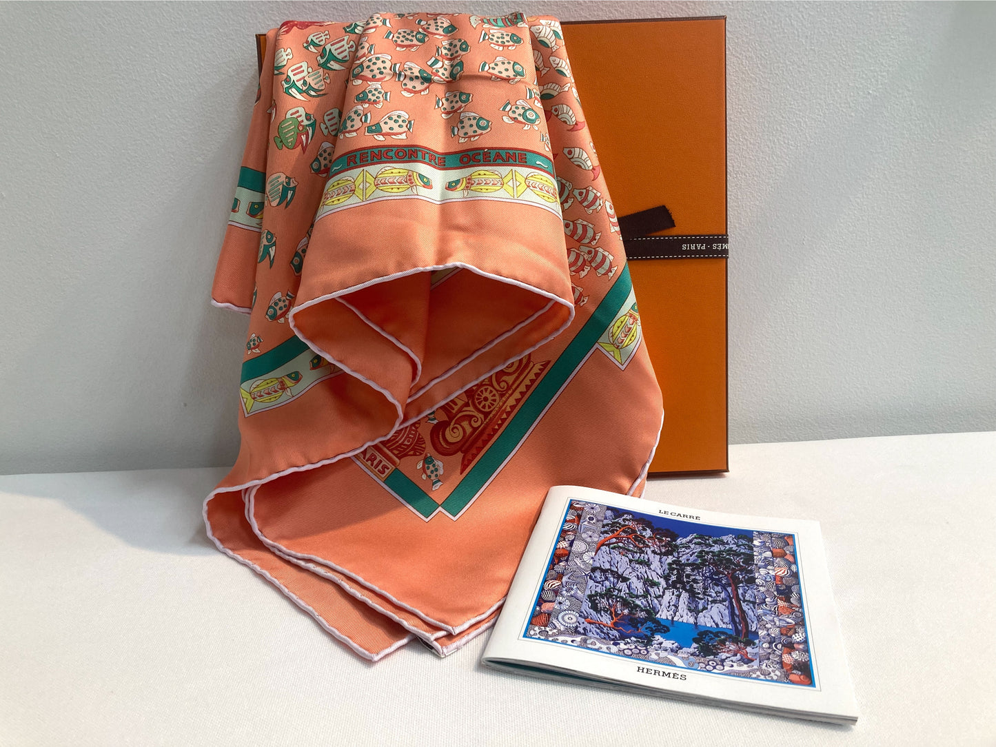 HERMES 100% Silk Rencontre Oceane Scarf Peach