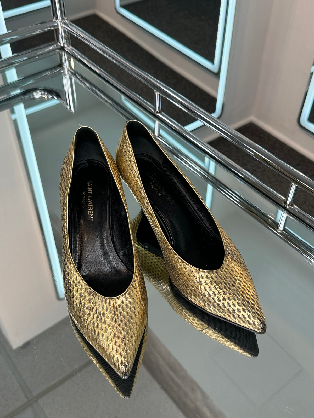 Saint Laurent Pump