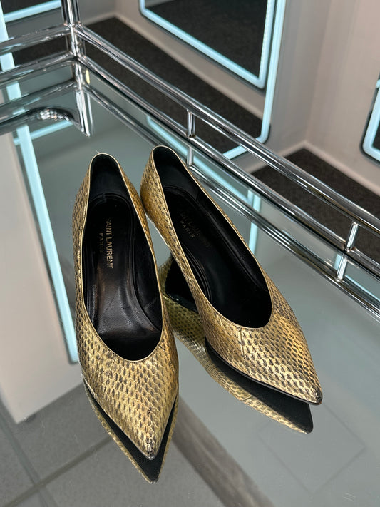 Saint Laurent Pump