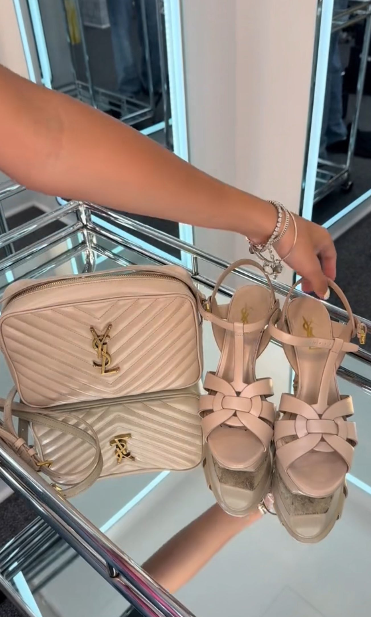 Saint Laurent Lou Crossbody