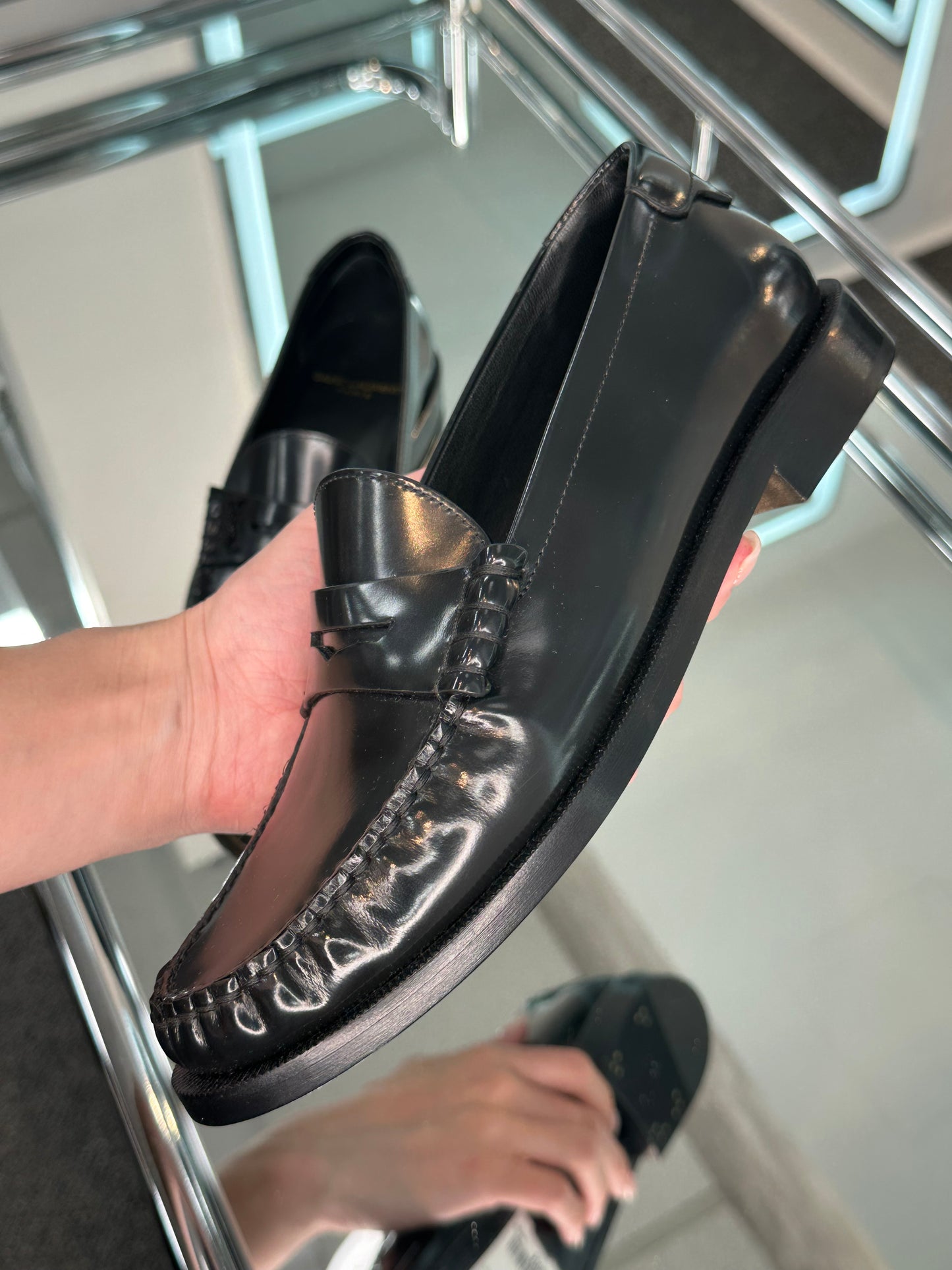 Saint Laurent Moccasins