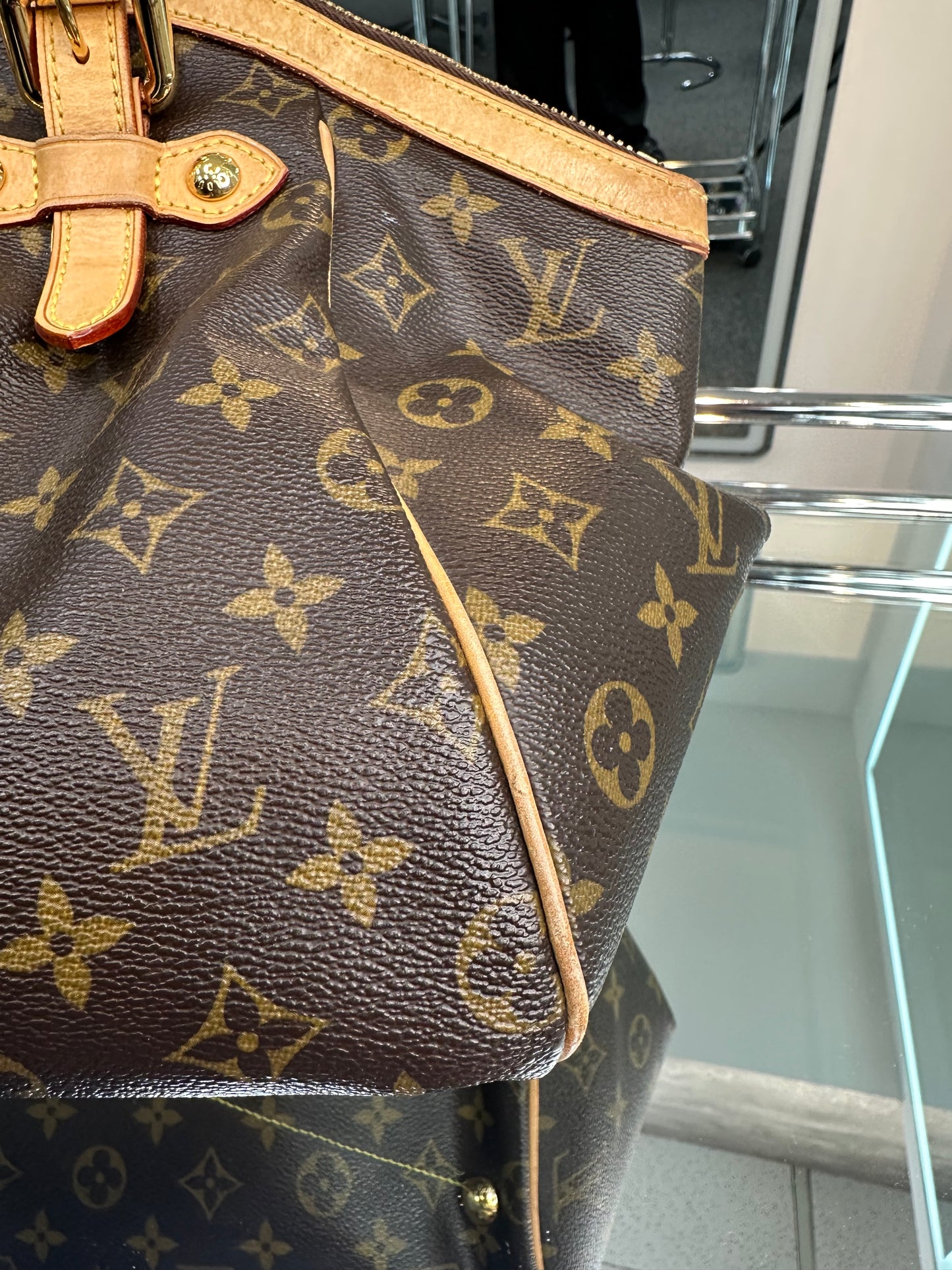 Louis Vuitton Shoulder Bag