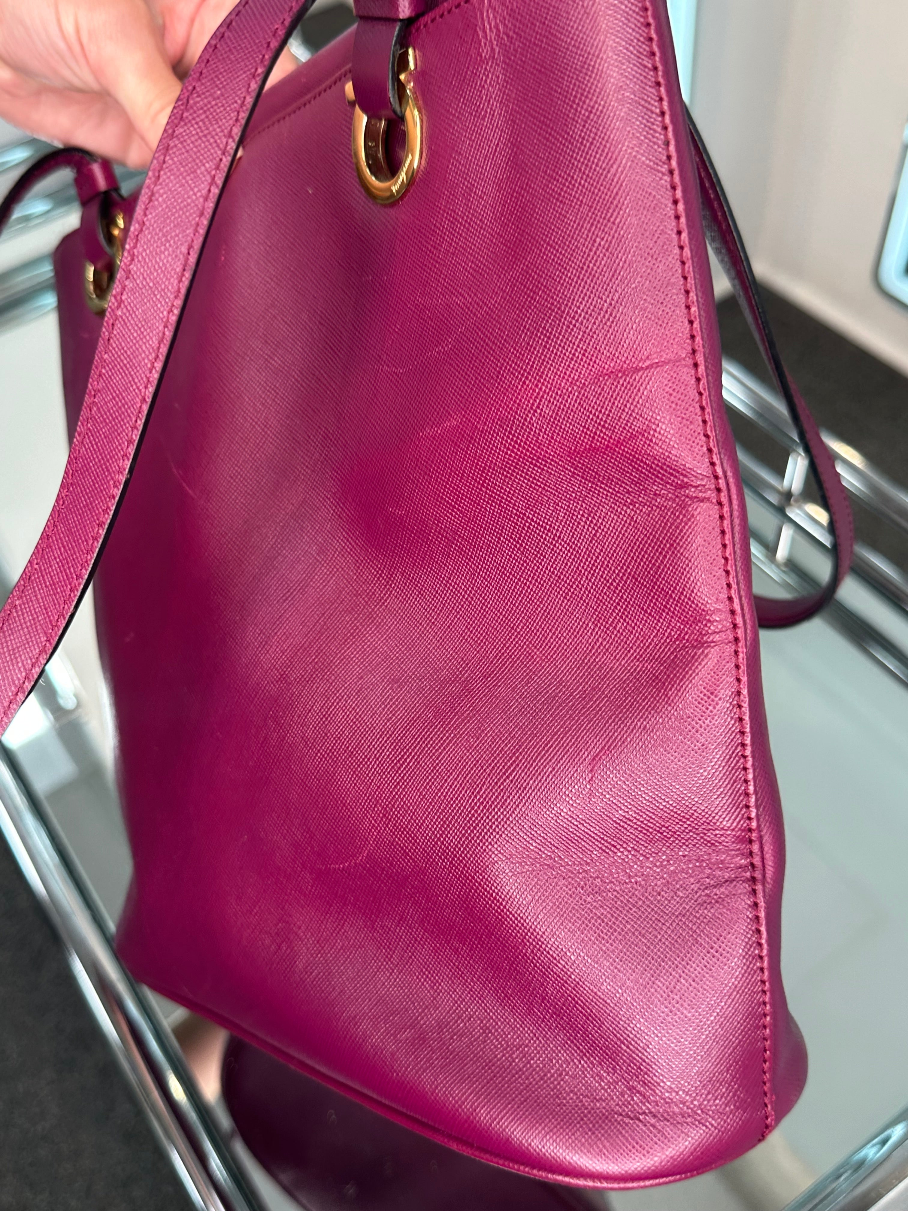 Salvatore Ferragamo Tote – Past & Present Boutique