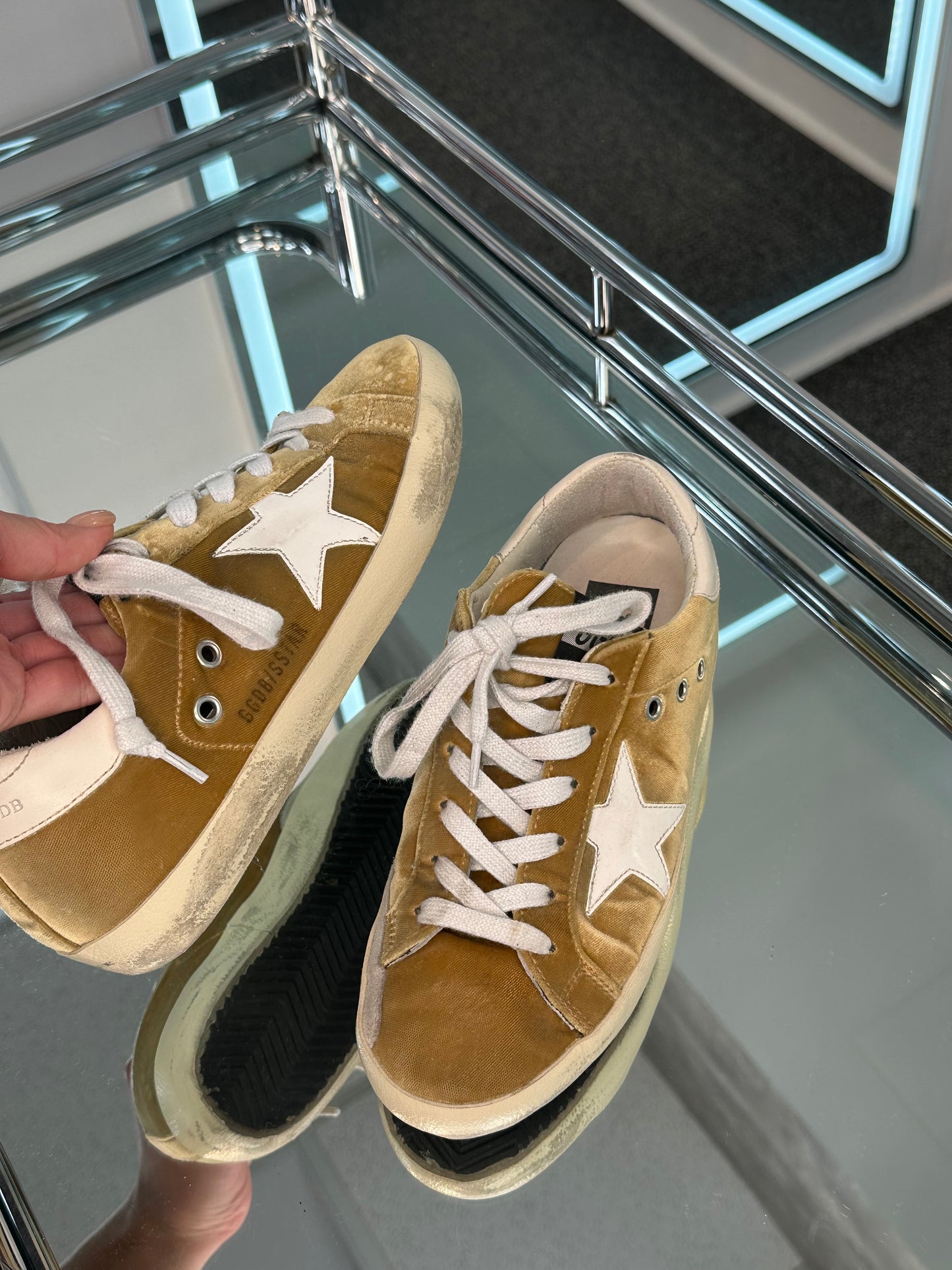 Golden Goose Sneakers