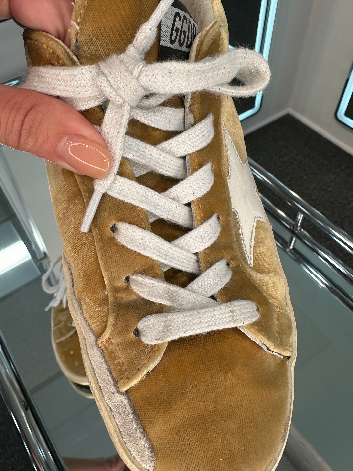 Golden Goose Sneakers