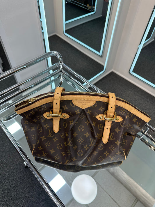 Louis Vuitton Tivoli