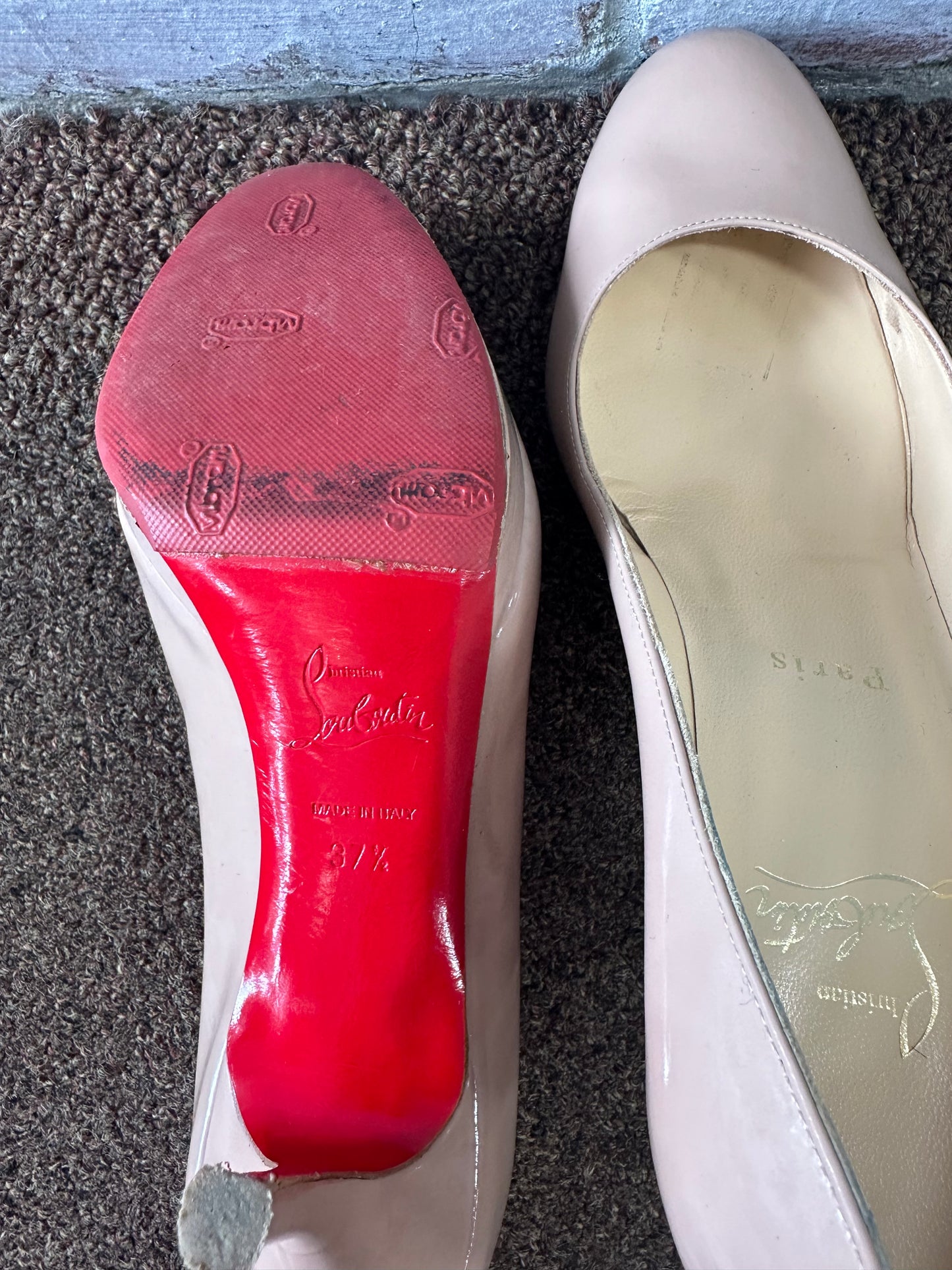 Christian Louboutin Pump