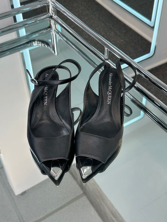 Alexander McQueen Slingback Pumps