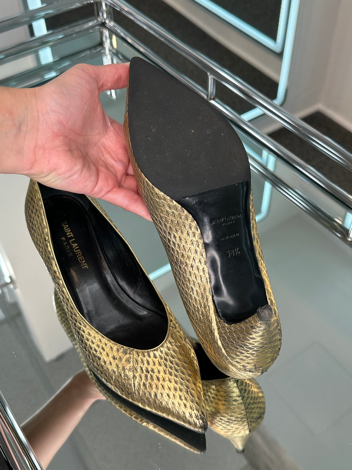 Saint Laurent Pump