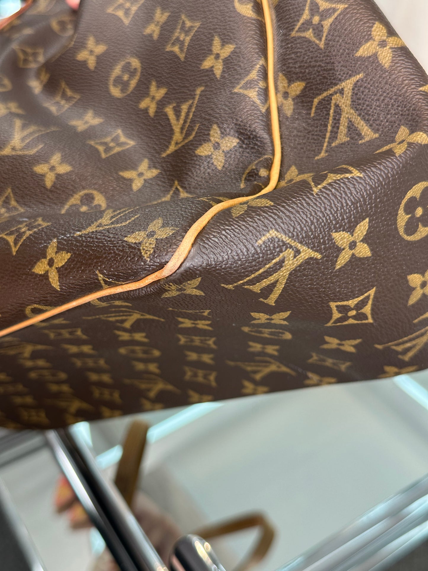 Louis Vuitton Shoulder Bag