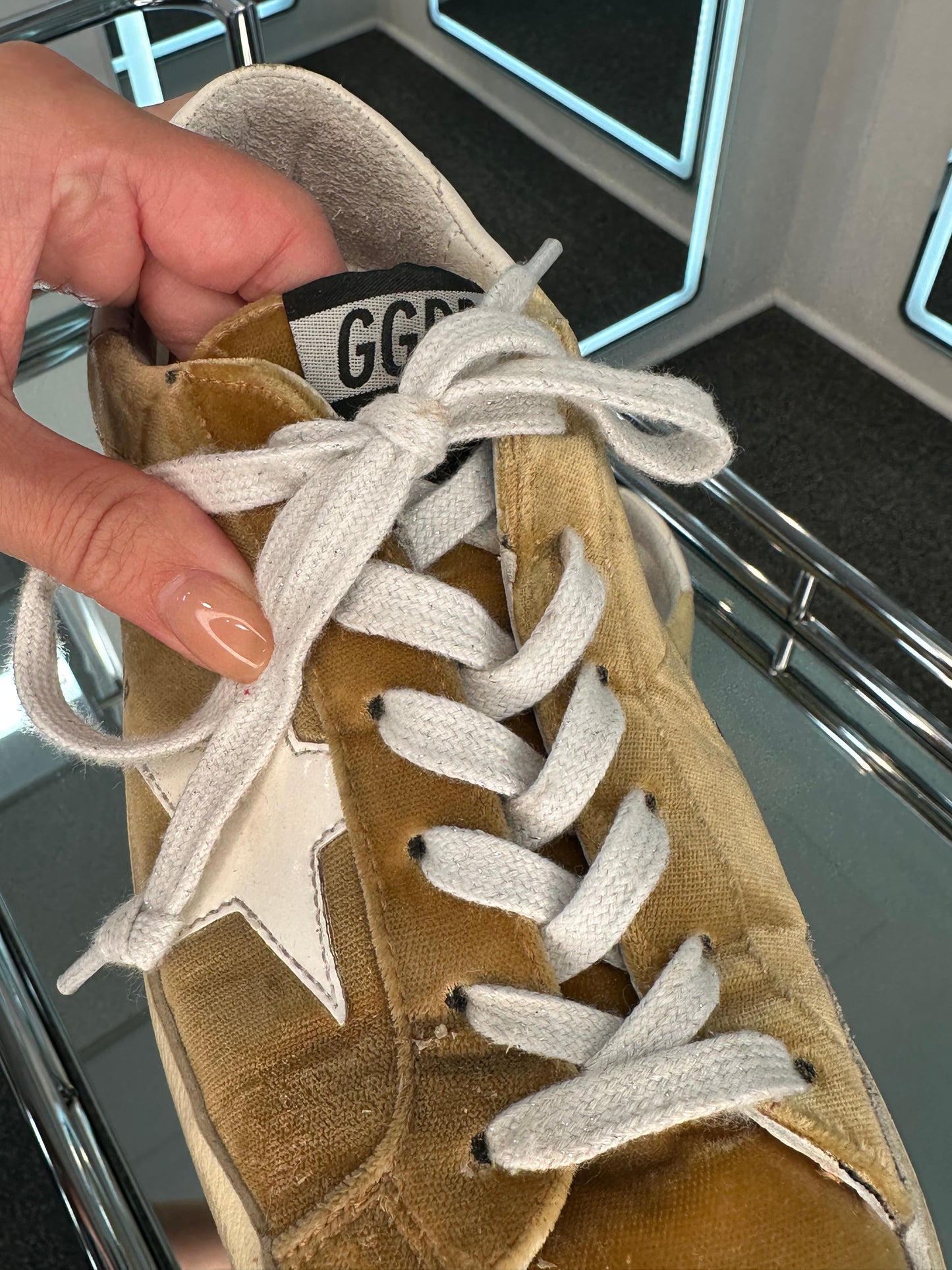 Golden Goose Sneakers