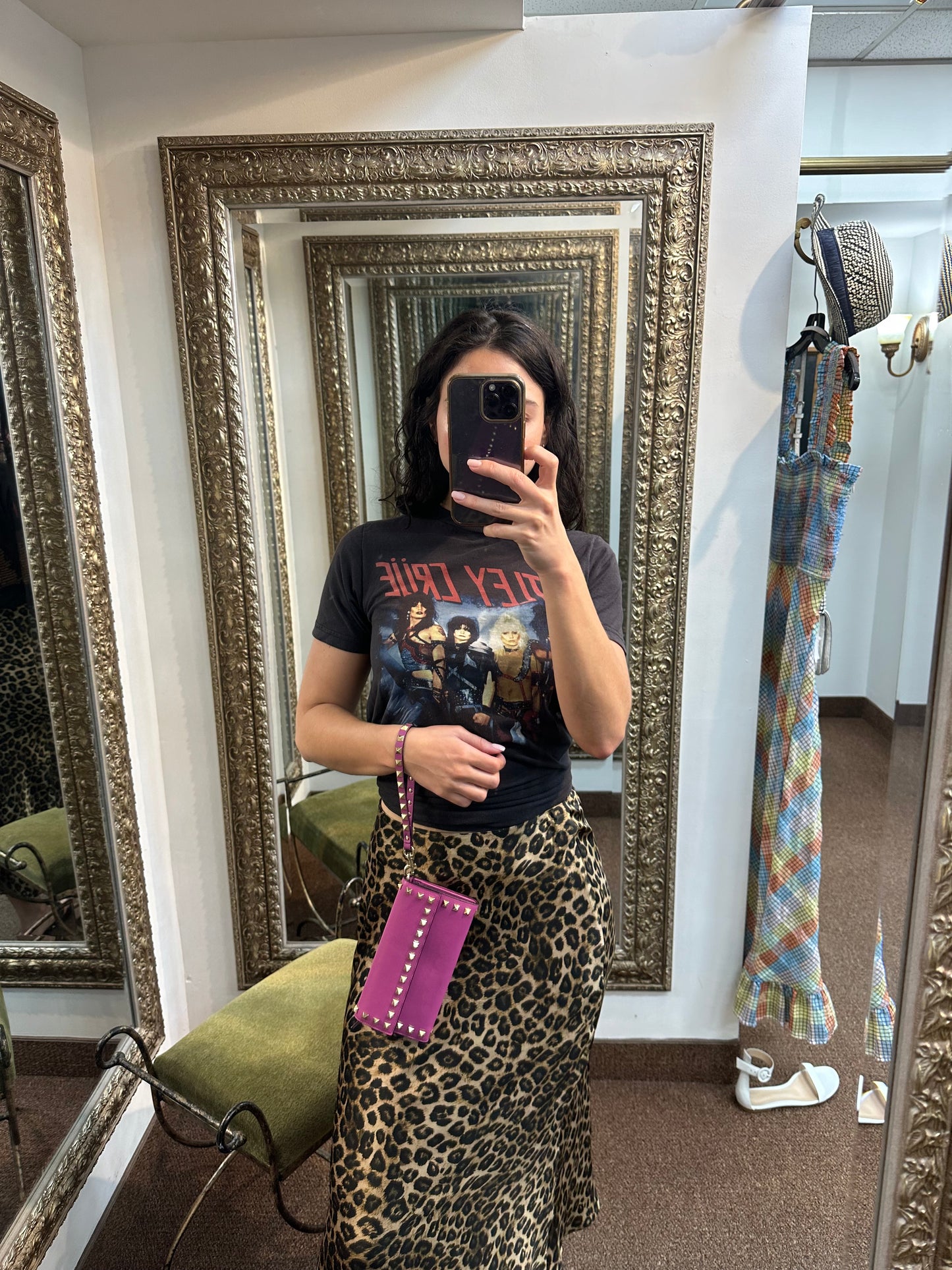 VALENTINO Rockstud Leather Wristlet