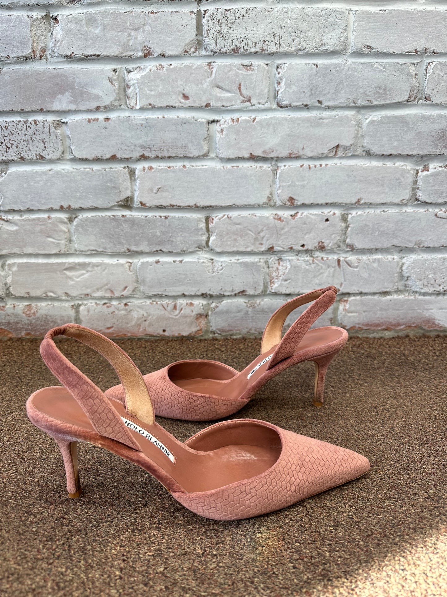 Manolo Blahnik Slingback