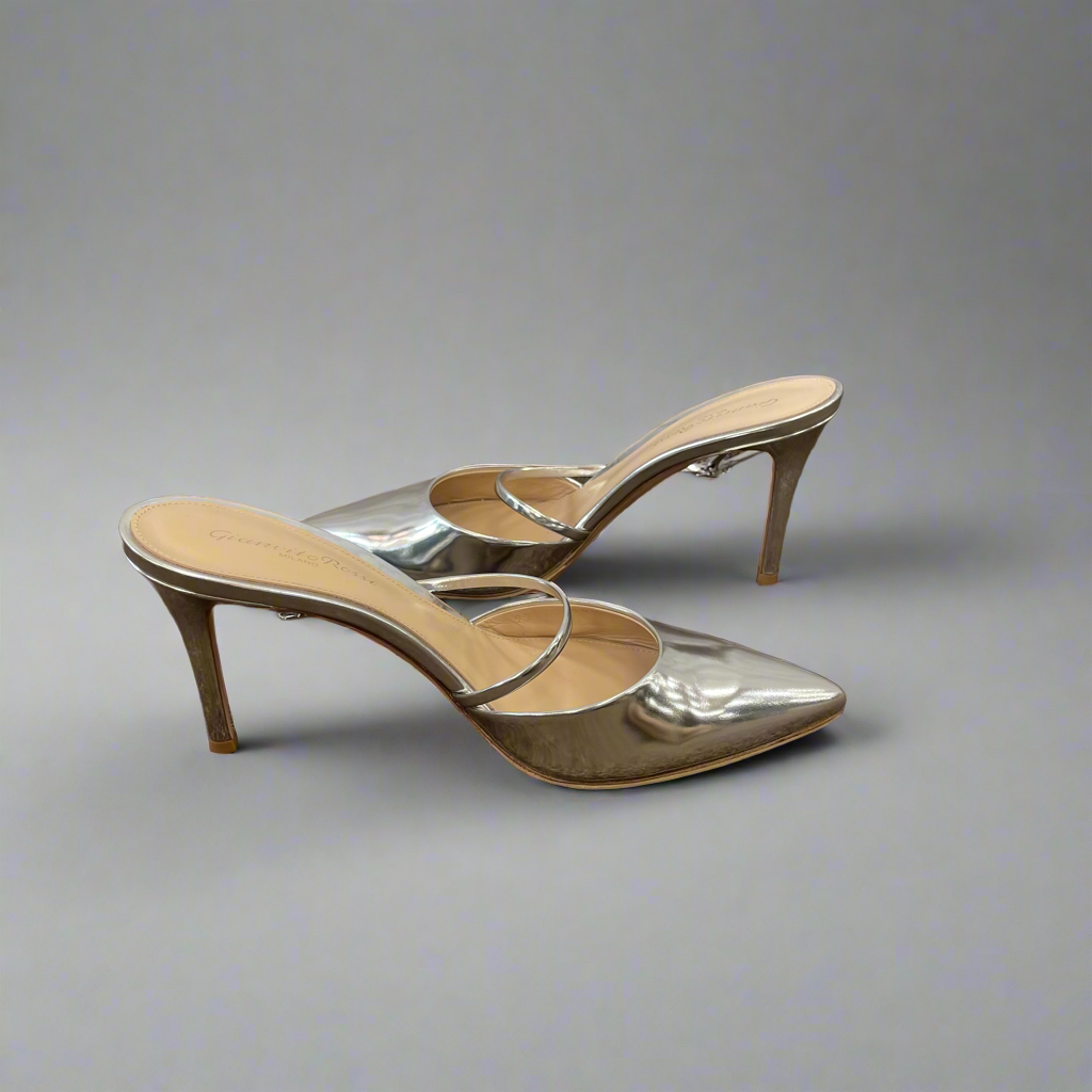 GIANVITO ROSSI Mules