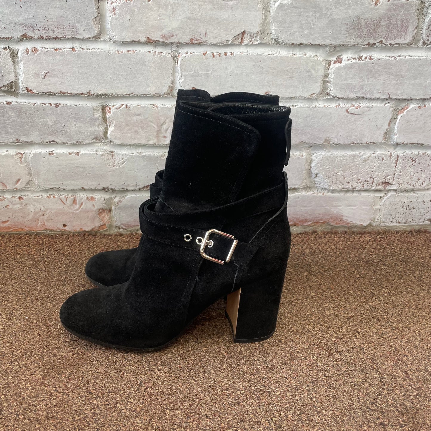 GIANVITO ROSSI Buckle Booties