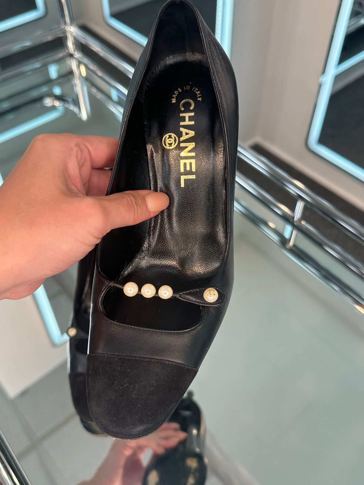 Chanel Pumps