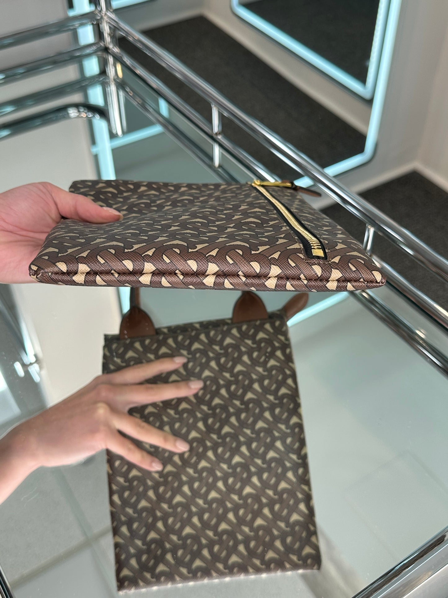 Burberry Pouch
